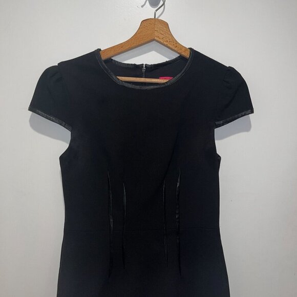 Betsey Johnson Black Cap Sleeve Sheath Dress Size 4 - Picture 9 of 10